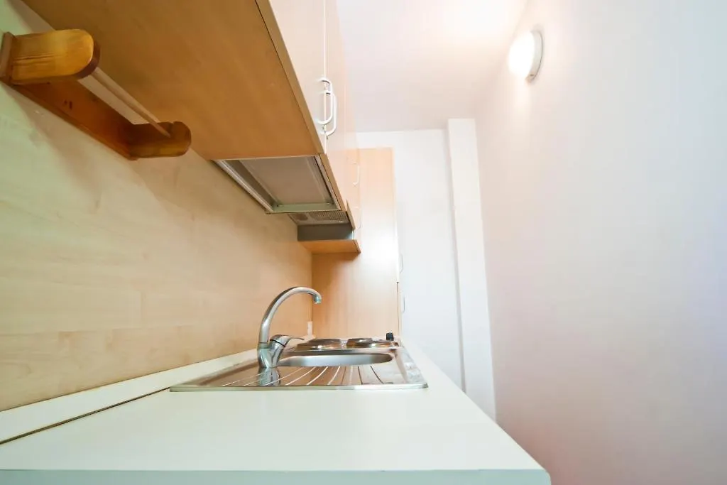 Residence Divina Rimini 3*,